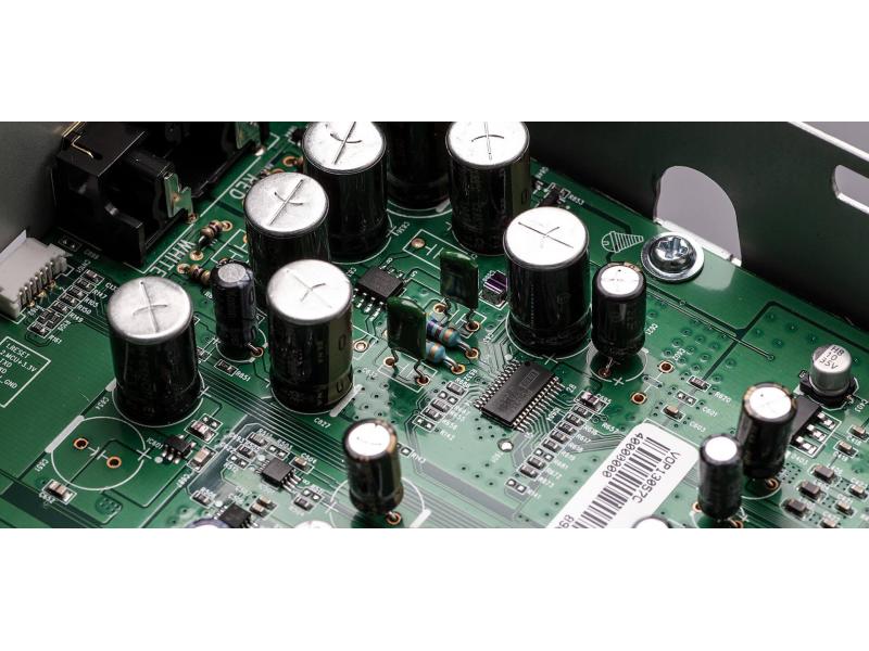 Denon Lecteur CD DCD-600NE Argenté - disponible à Cossonay