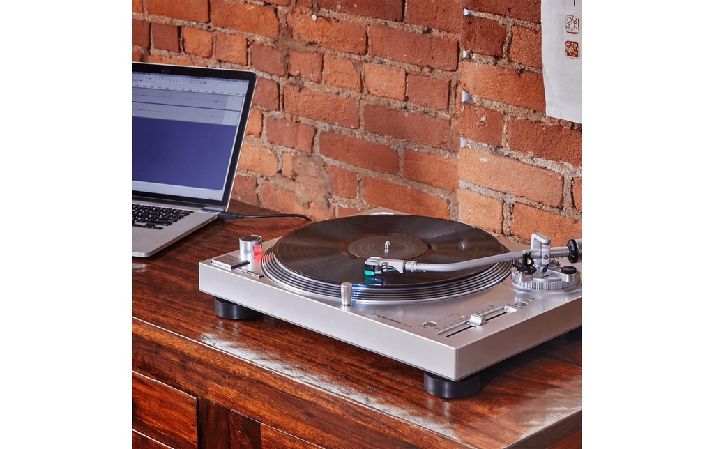 Tourne-disque en vente expert rochat sa à Cossonay