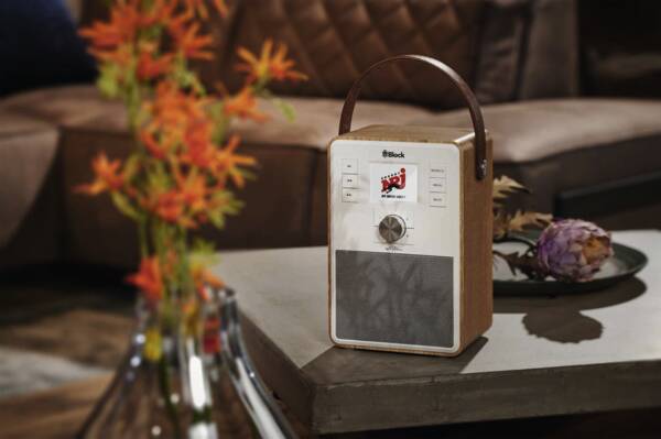 Block radio design en vente à Cossonay, Morges, La Sarraz, Echallens, Lausanne